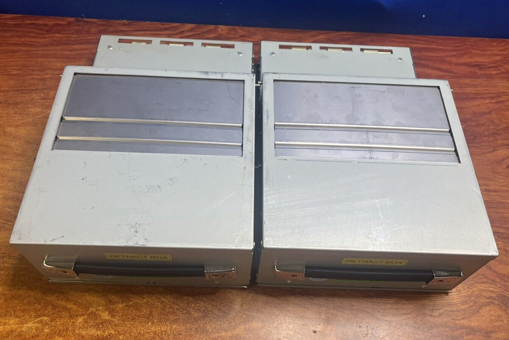 (2) Retract Box CST-7000 (7310000328)