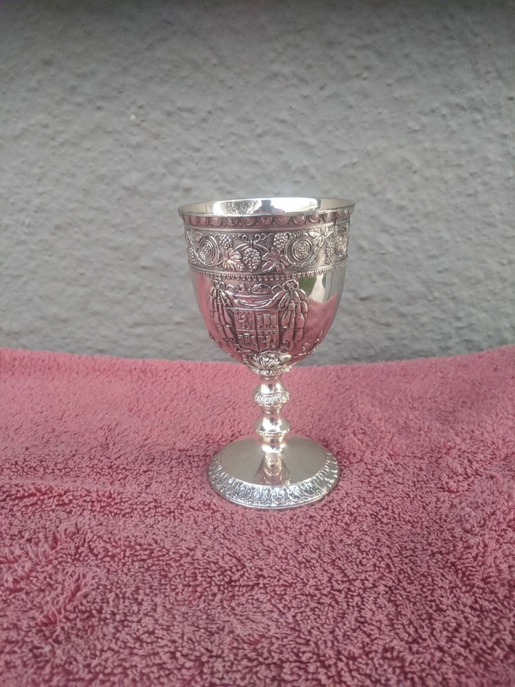 Beautiful 5" Medieval Collectable Globlet