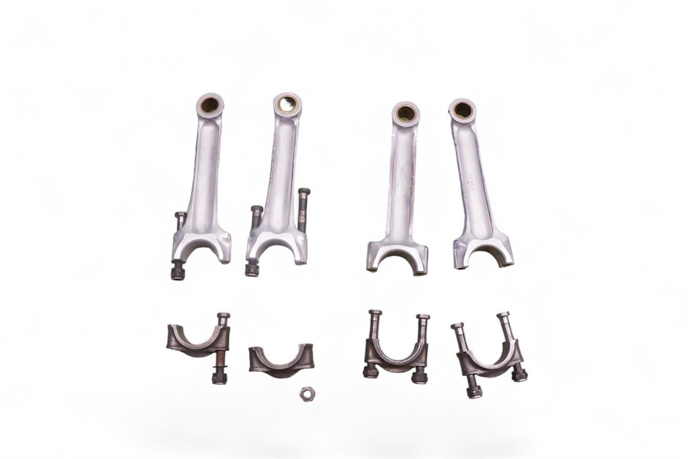Triumph preunit connecting rods nice 2 pair *2868