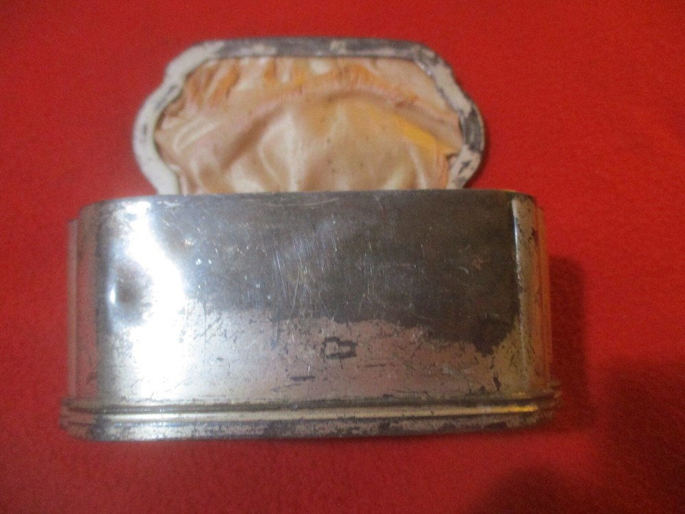 Antique Derby Silver Plate Co. Lined Trinket Box