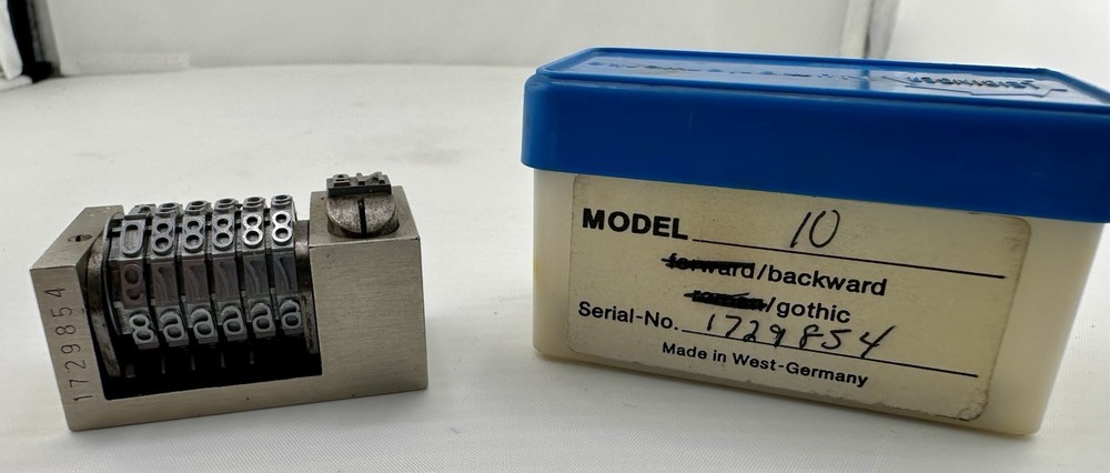 Leibinger #10 6 number reverse Backward/gothic With Carry Case