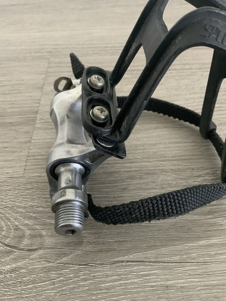 SUNTOUR CYCLONE PLATFORM PEDALS SPECIALIZED CLIPS AND STRAPS