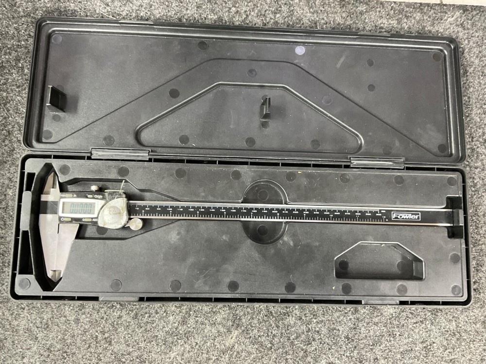 Fowler Electronic Caliper  12" / 300mm Large Digital Display