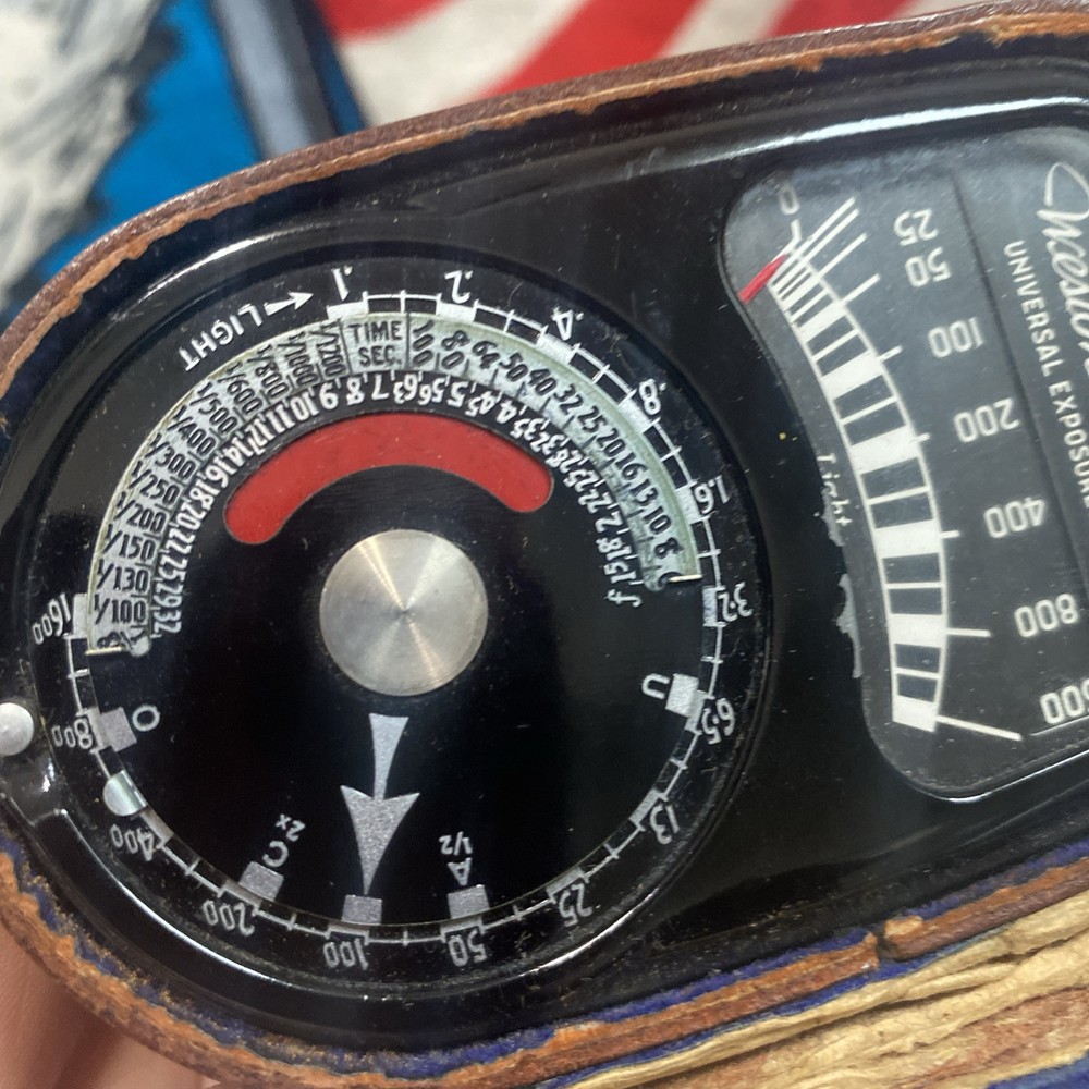 STUNNING WESTON MASTER II 2 UNIVERSAL EXPOSURE LIGHT METER 735 W/ LEATHER CASE