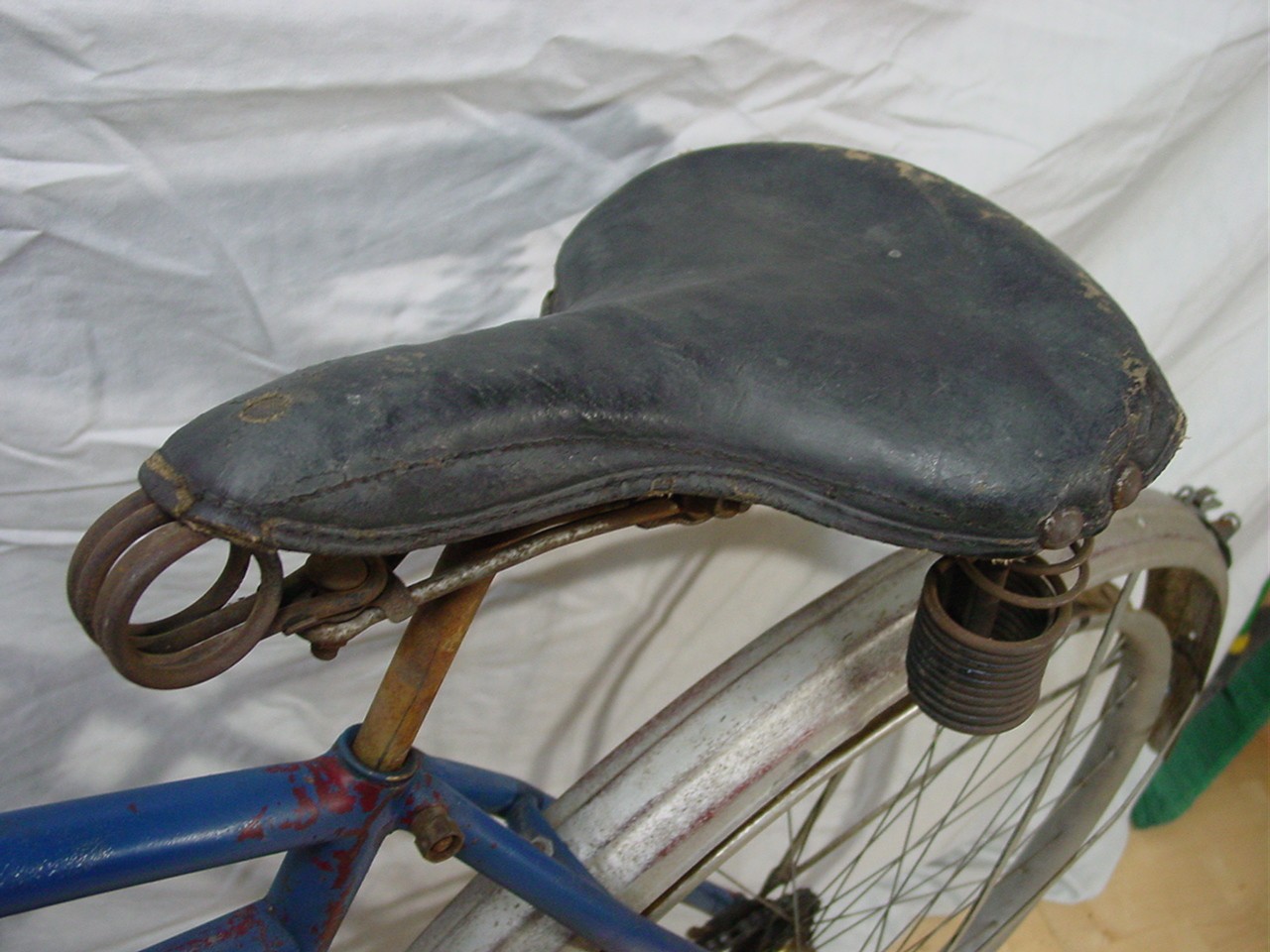 Antique 20's original ELGIN BICYCLE 28" metal clad rims vintage bike project NR