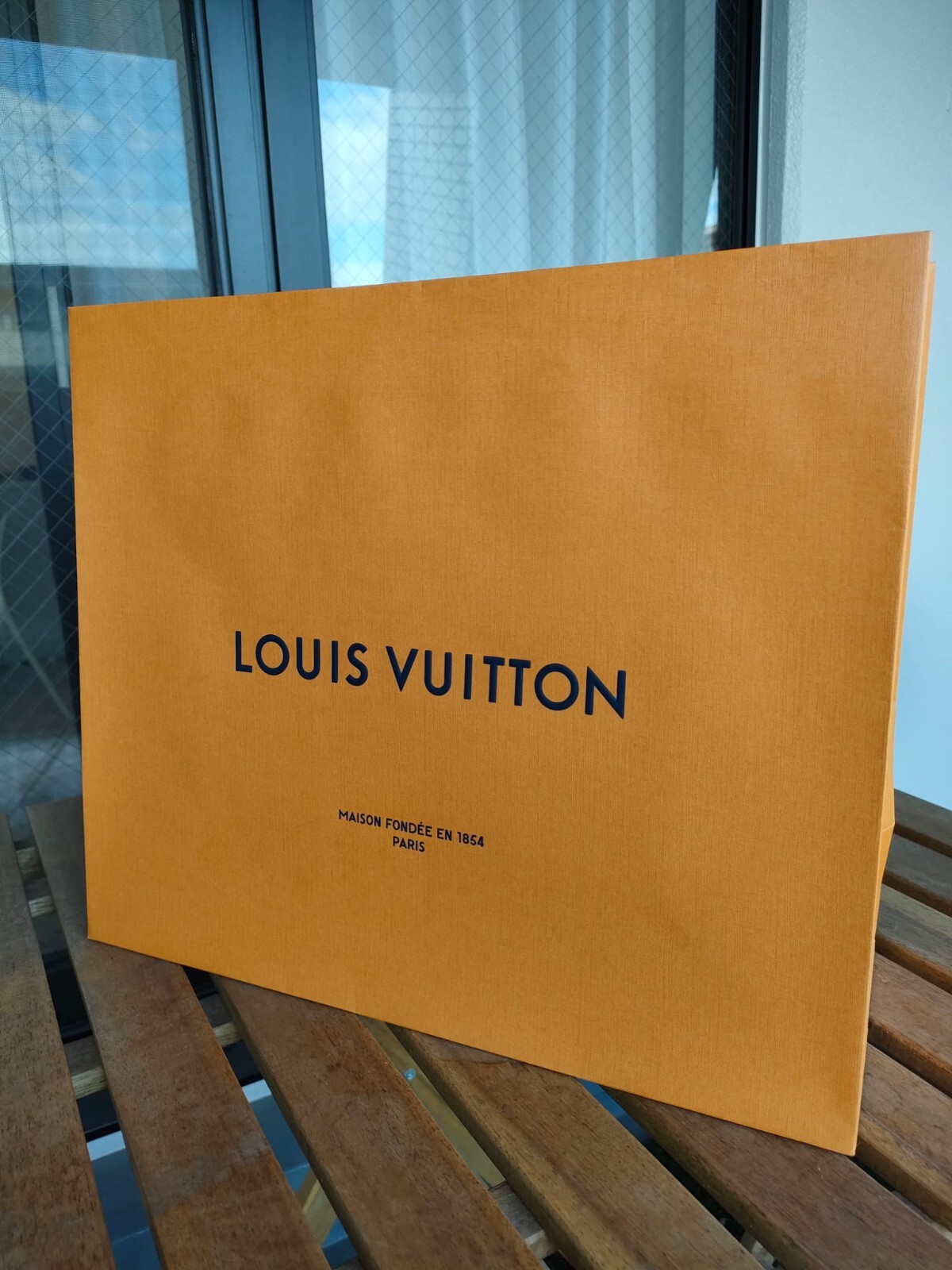 LOUIS VUITTON 15.6 X 13.25 X 6.25 Large Authentic Gift Shopping Paper Bag Orange