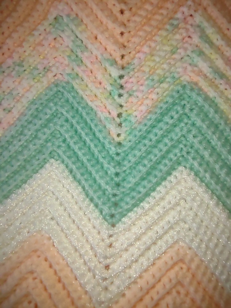 Chevron afghan throw blanket thick, roughly 60x30