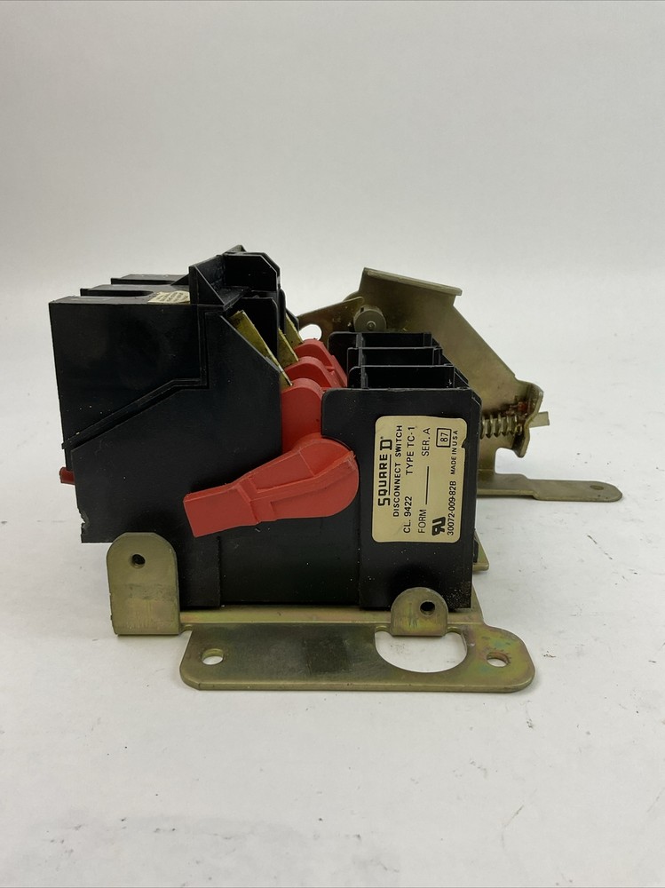SQUARE D HU-30-SV SER D2 DISCONNECT SWITCH