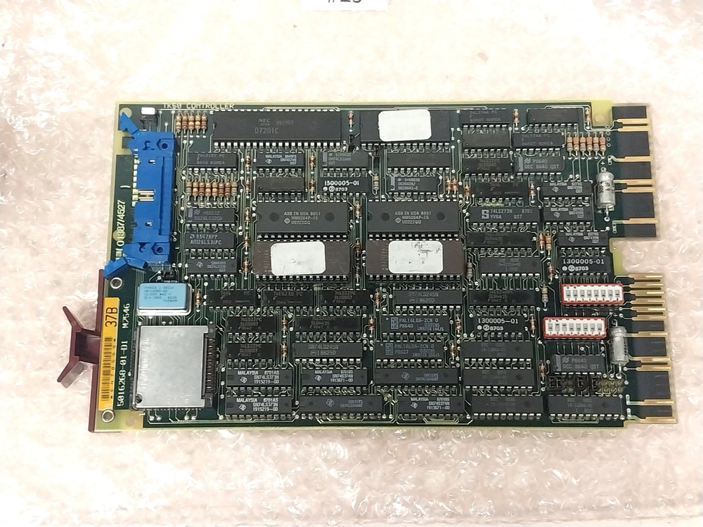 Nice DEC Digital Equipment M7546 TK50 Controller Card / Old Vintage Computer
