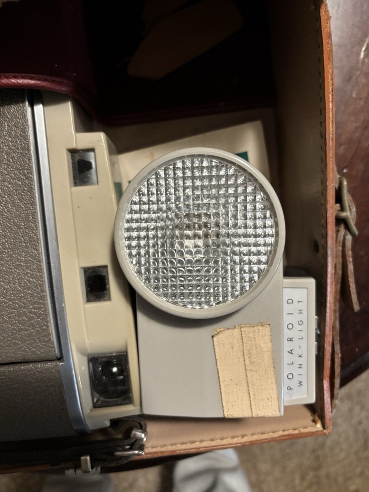 Vintage Polaroid Land Model 800 Camera Case And Accessories Untested