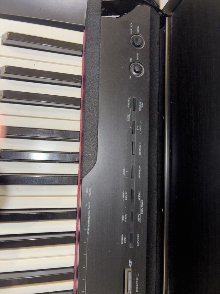 Casio Privia PX-830