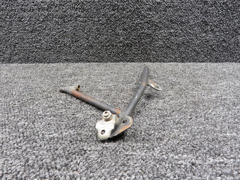 0551022-1 Cessna 172N Throttle Support Control Bracket
