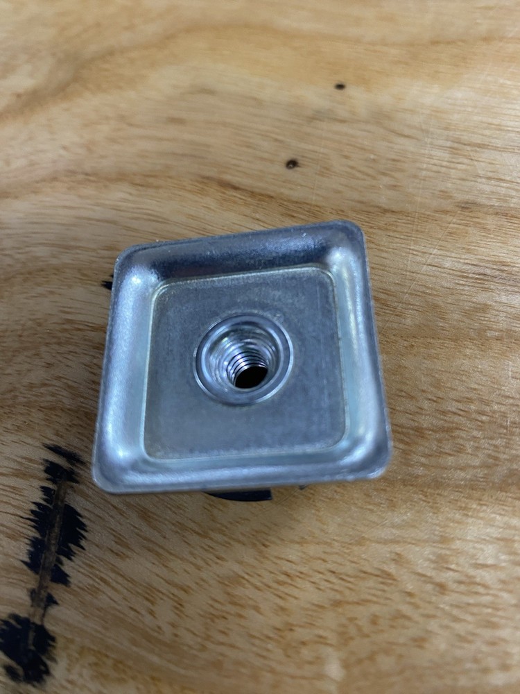16 Pack Threaded Star-type 1.25”(OD) Square Tubing Inserts