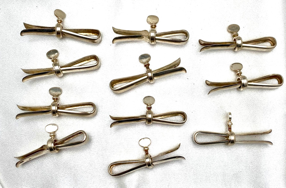 BEAUTIFUL ANTIQUE CHRISTOFLE SMALL BONE HOLDER, SILVER PLATED, MARKED c1930 g