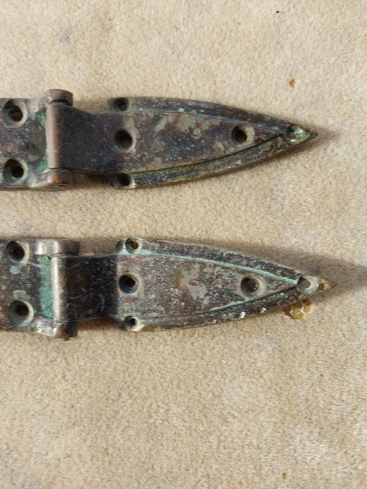 Vintage 3 way rounded brass hinges