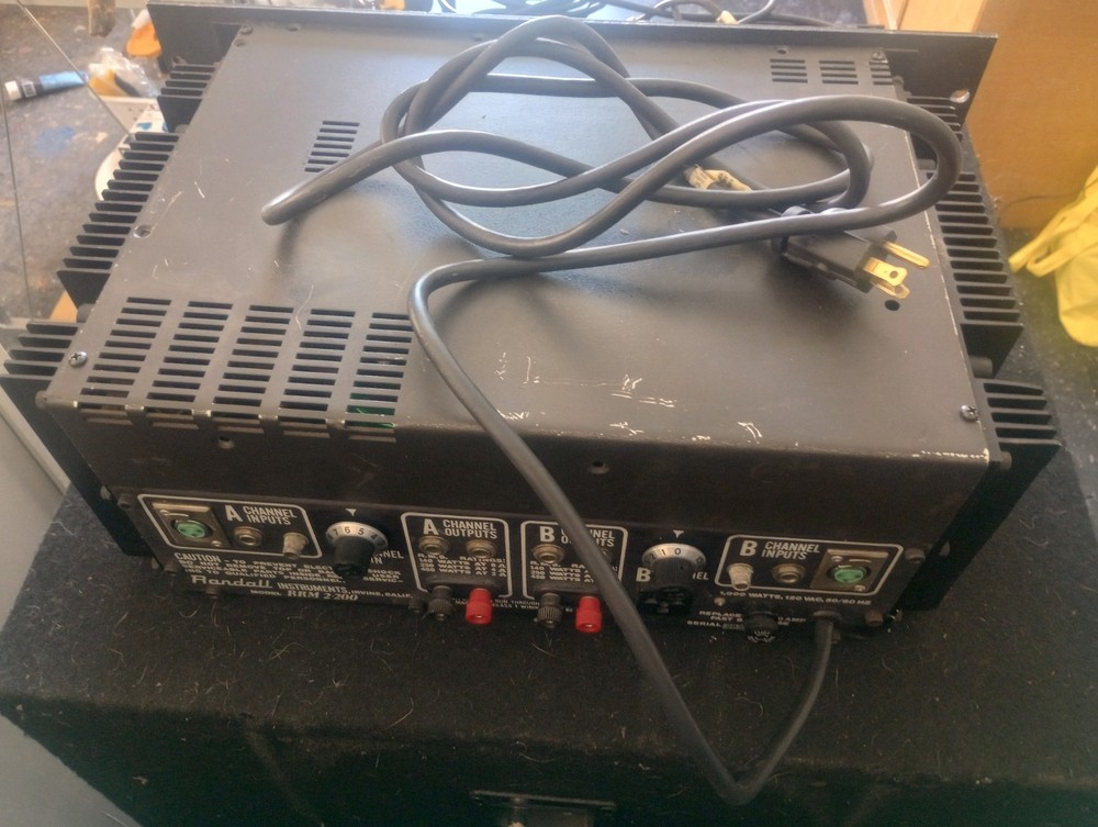 Randall RRM 2-200 Power Amplifier working