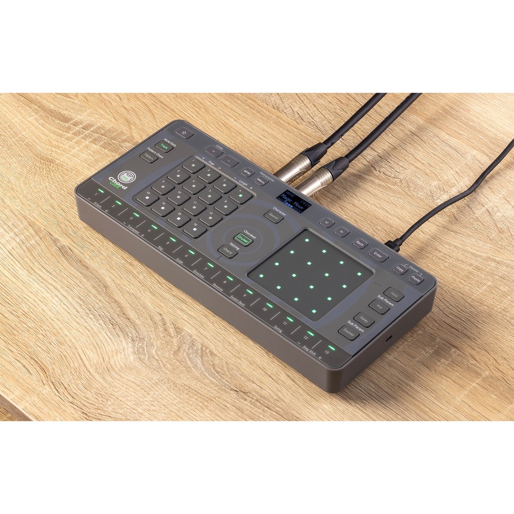 AlphaTheta CHORDCAT 8-Track Portable Groovebox Controller