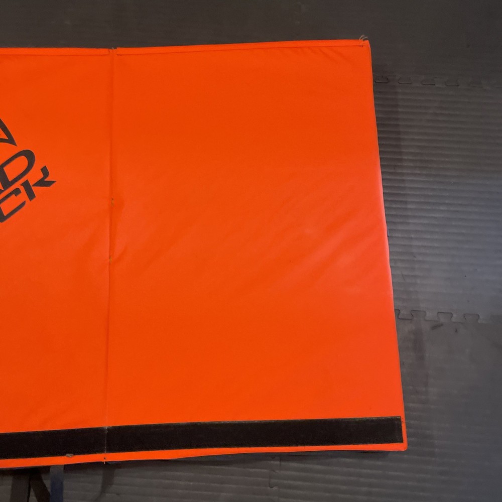 Mad Rock Bouldering Crash Pad with Backpack Straps
