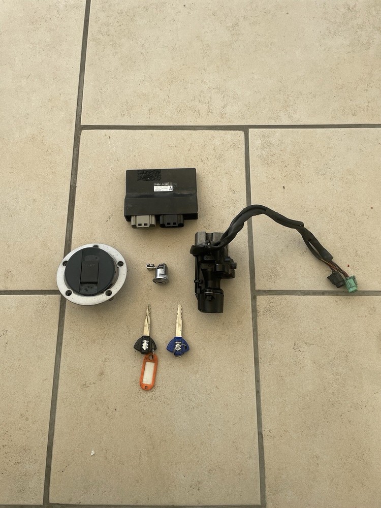 SUZUKI GSXR 750 K9 LOCK SET KIT