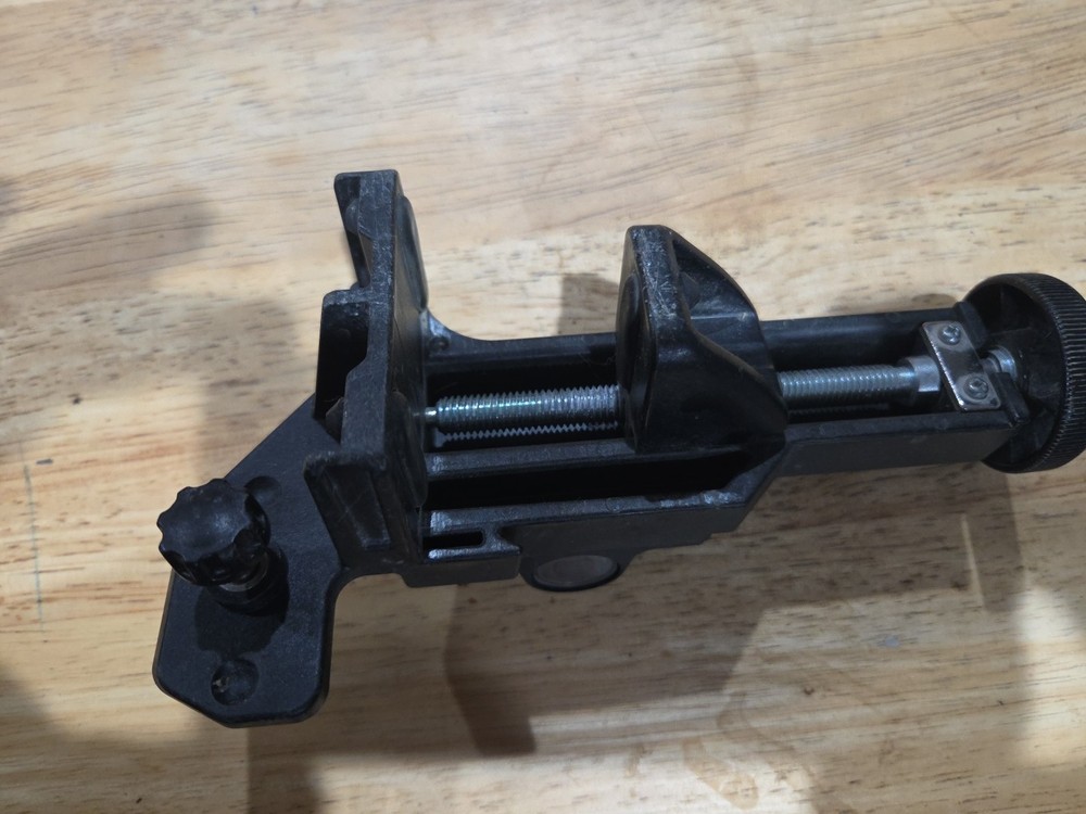 Topcon Holder-110 Rod Bracket 1019505-01