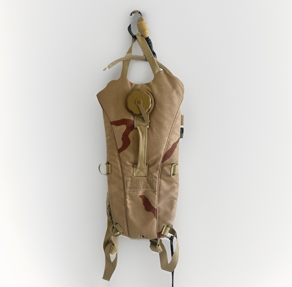 CamelBak Maximum Gear Desert Camo Thermobak 3L Hydration Pack Backpack