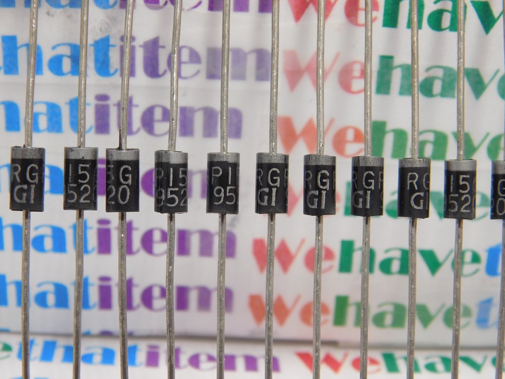 RGP02-14 / DIODE / 5  PIECES (qzty)