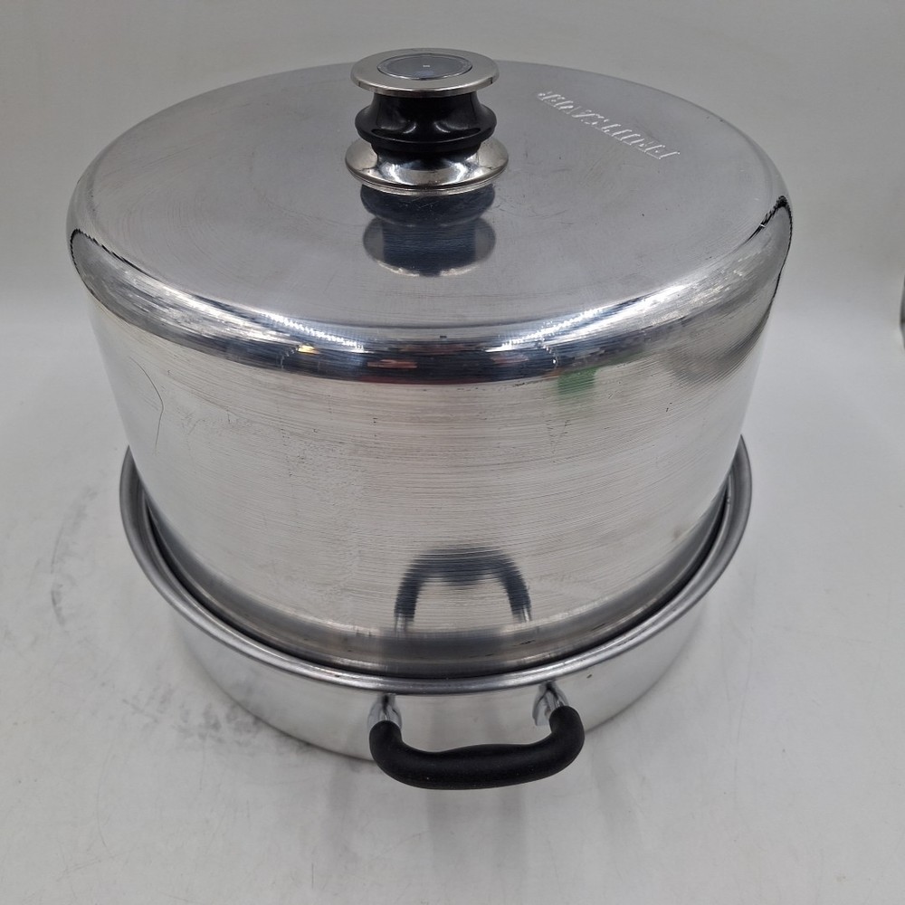 Fruit Saver Steam Canner with Temperature Indicator Knob 7qt/8pt Capacity