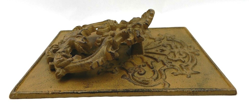 ANTIQUE CAST IRON " VICTORIAN SCROLL " STYLE DOOR KNOCKER
