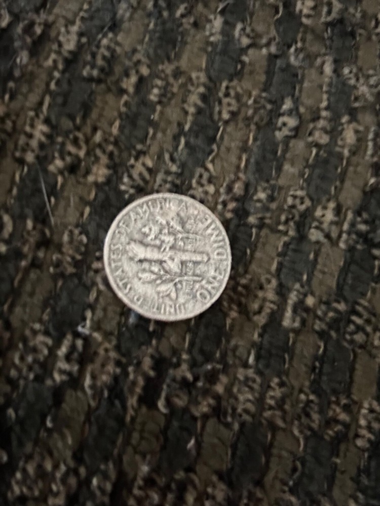 Different Appearance on Dime