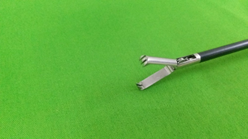 Claw Grasping Forcep Insert 5mmx330mm Laparoscopic Endoscopy Surgical Instrument