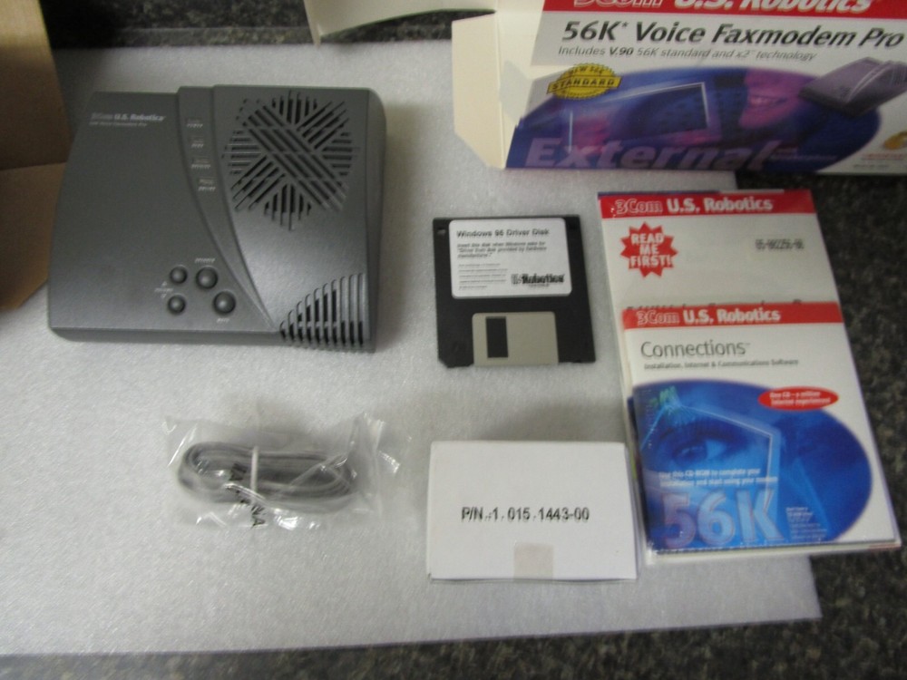 3Com US Robotics 56K V.90 USB External Voice Fax Modem Pro 5605. Open Box