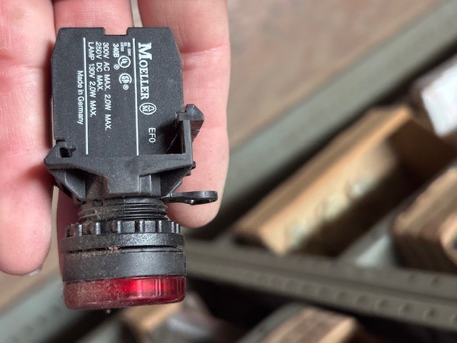 RLF-RT/FO KLOCKNER MOELLER INDICATOR LIGHT NEW SURPLUS