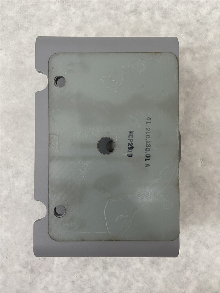 Meyer Sound MHB-CAL Single Point Hanging Bracket for Column Array Loudspeakers