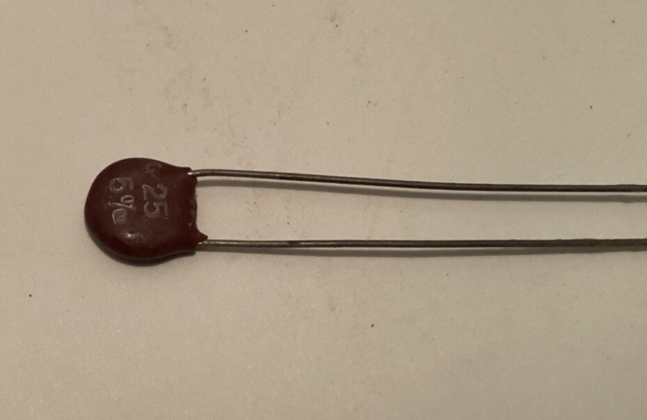 Vintage Assorted capacitors - 15oz