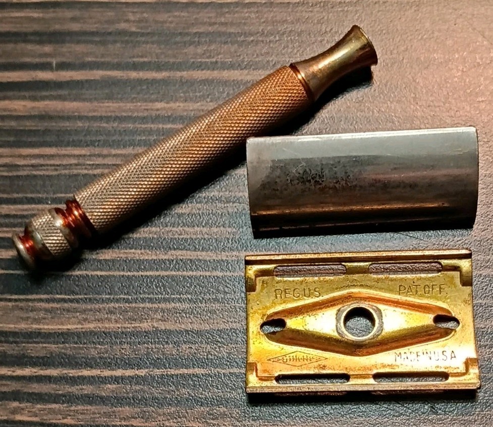 Vintage Razors (2) ~ Gillette W/Blades