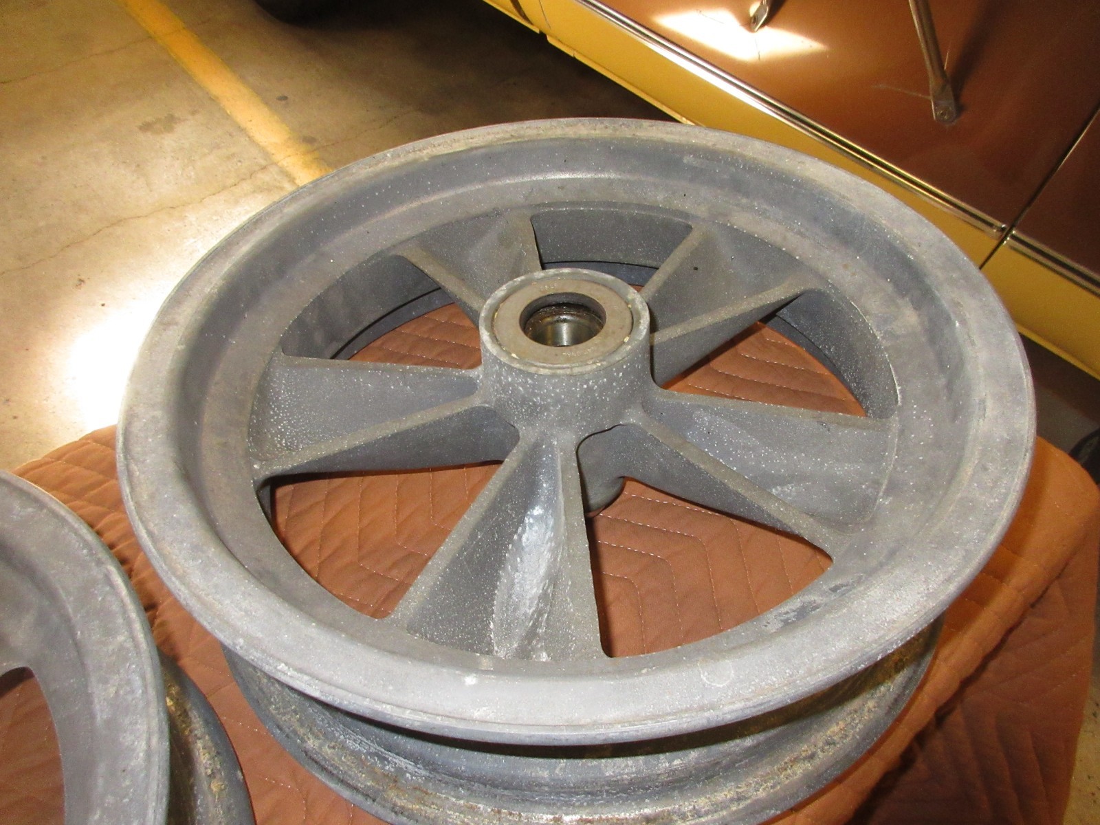 MAGNESIUM WHEEL DRAG STRIP RACE CAR SPINDLE MOUNT 15X4 HISTORIC 1959 Orig. Boxes