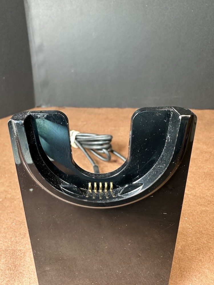 Plantronics Voyager Focus UC B825 Wireless USB Ships Fast!