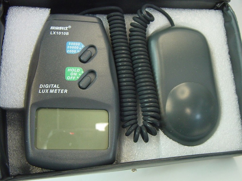 DIGITAL LUX METER LX1010B DIGITAL LIGHT LEVEL METER