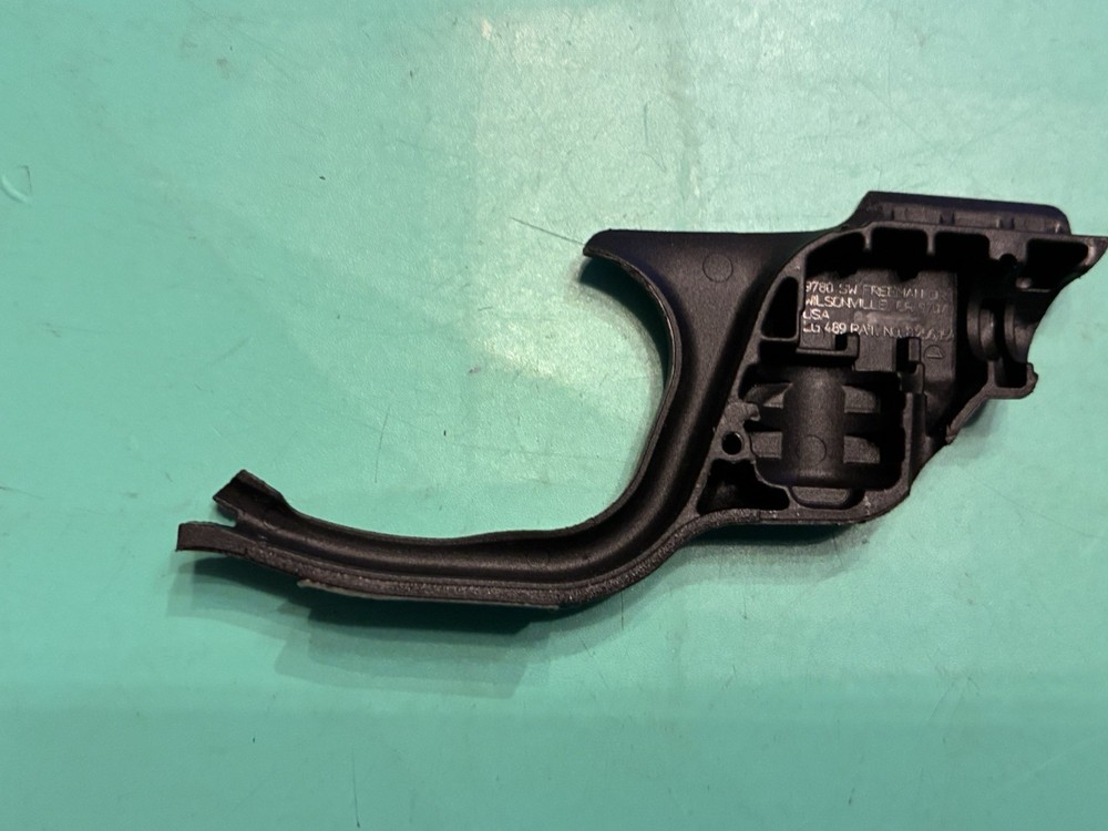 USED CRIMSON TRACE SMITH & WESSON SHIELD RED LASER TRIGGER GUARD MOUNTED 9MM .40