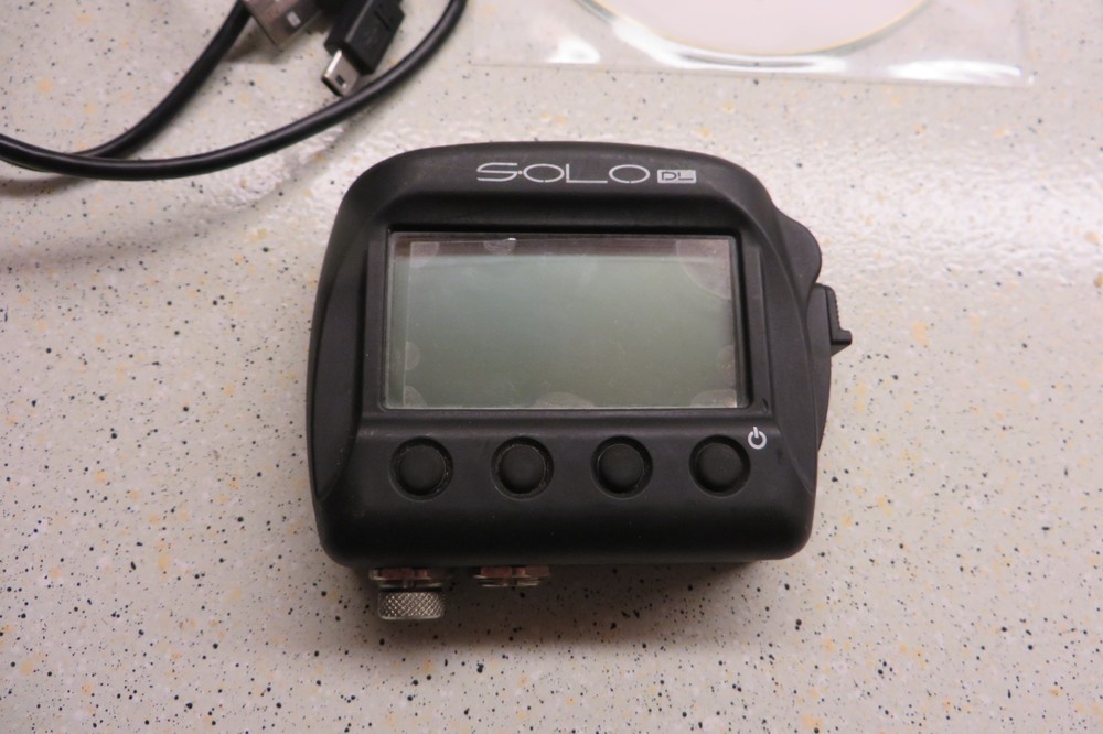 AIM SOLO DL GPS Laptimer OBD-2 communications