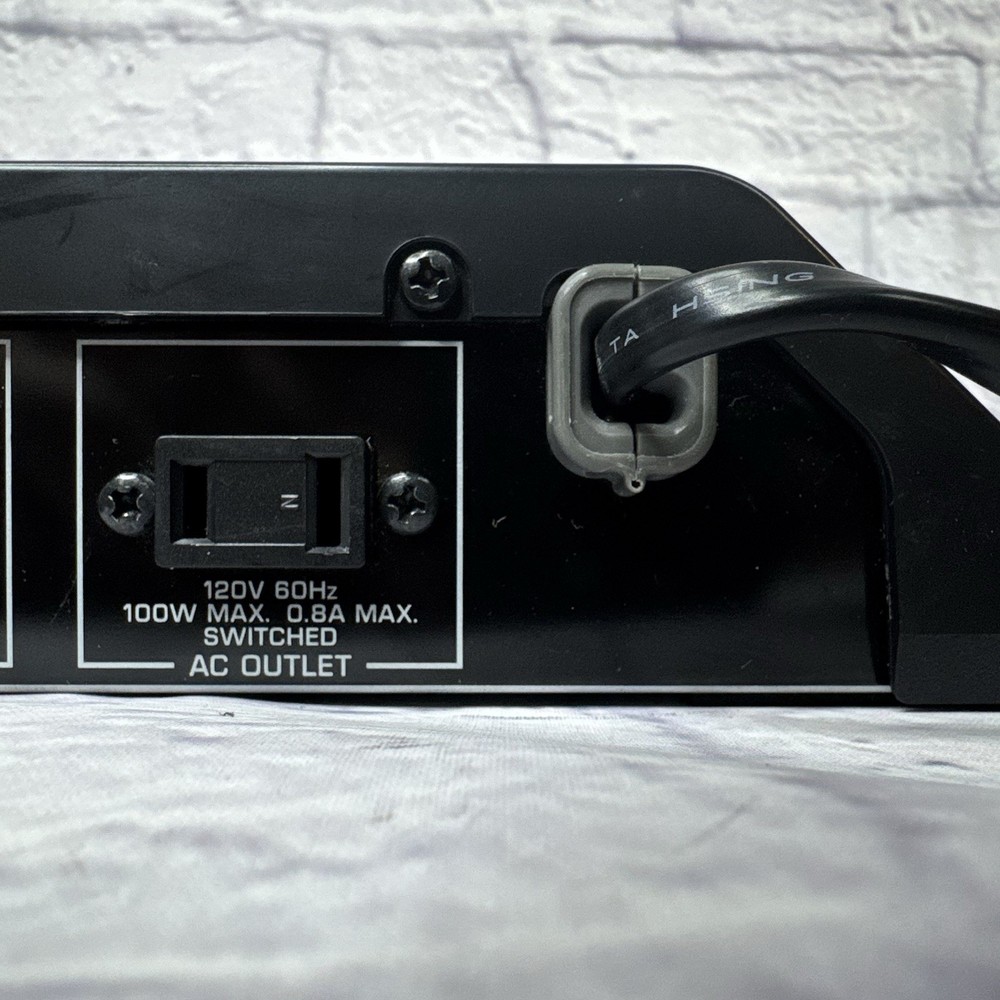 Yamaha Wireless Subwoofer Kit SWK-W10 Powers On Untested *READ DESCRIPTION