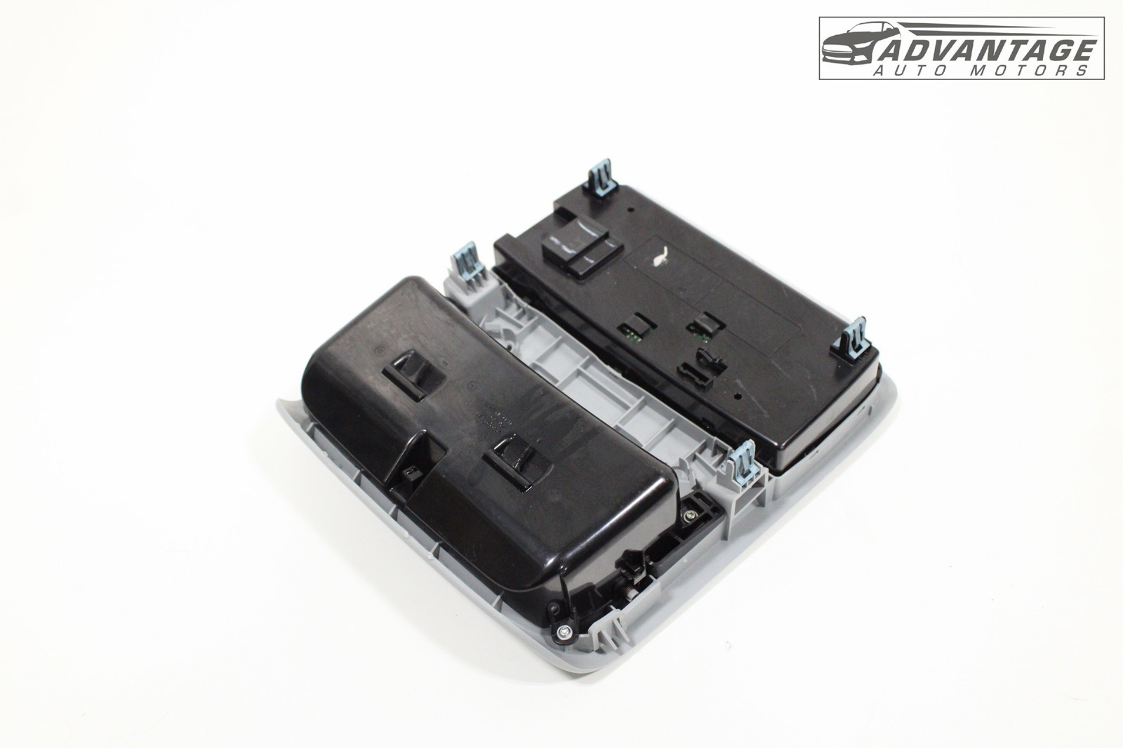 2019-2022 CHEVROLET BLAZER ROOF OVERHEAD CONSOLE DOME LIGHT LAMP SWITCH OEM