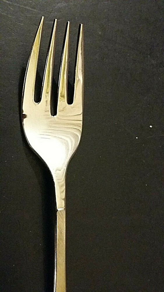 Oneida Vignette Stainless Salad Fork 6 3/4"