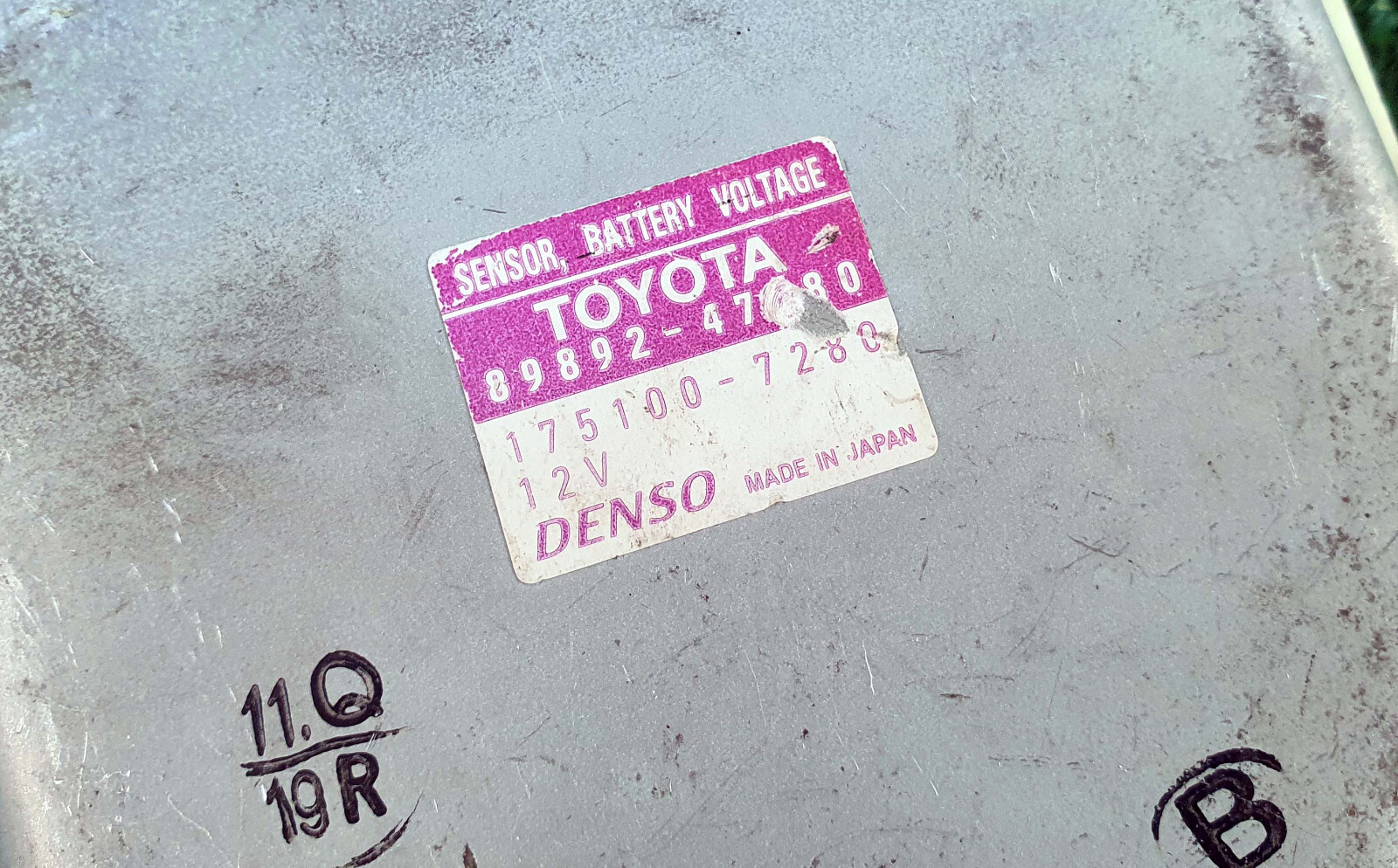 Toyota Prius Hybrid 2011-2015 Bettery Voltage Sensor Control module 89892-47080