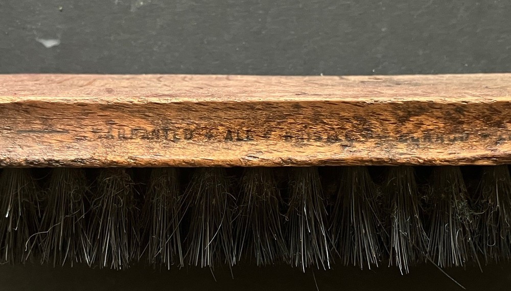WW2 British Army 1944 Dated Broad Arrow Marked Shoe Brush