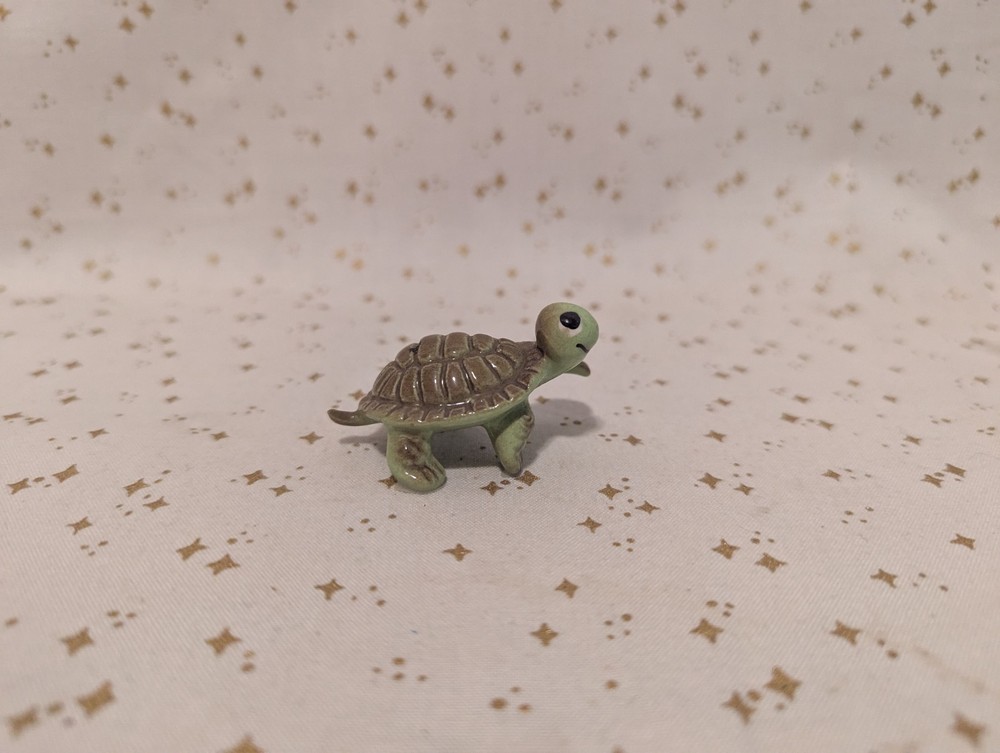 Retired Hagen Renaker Comical Turtle