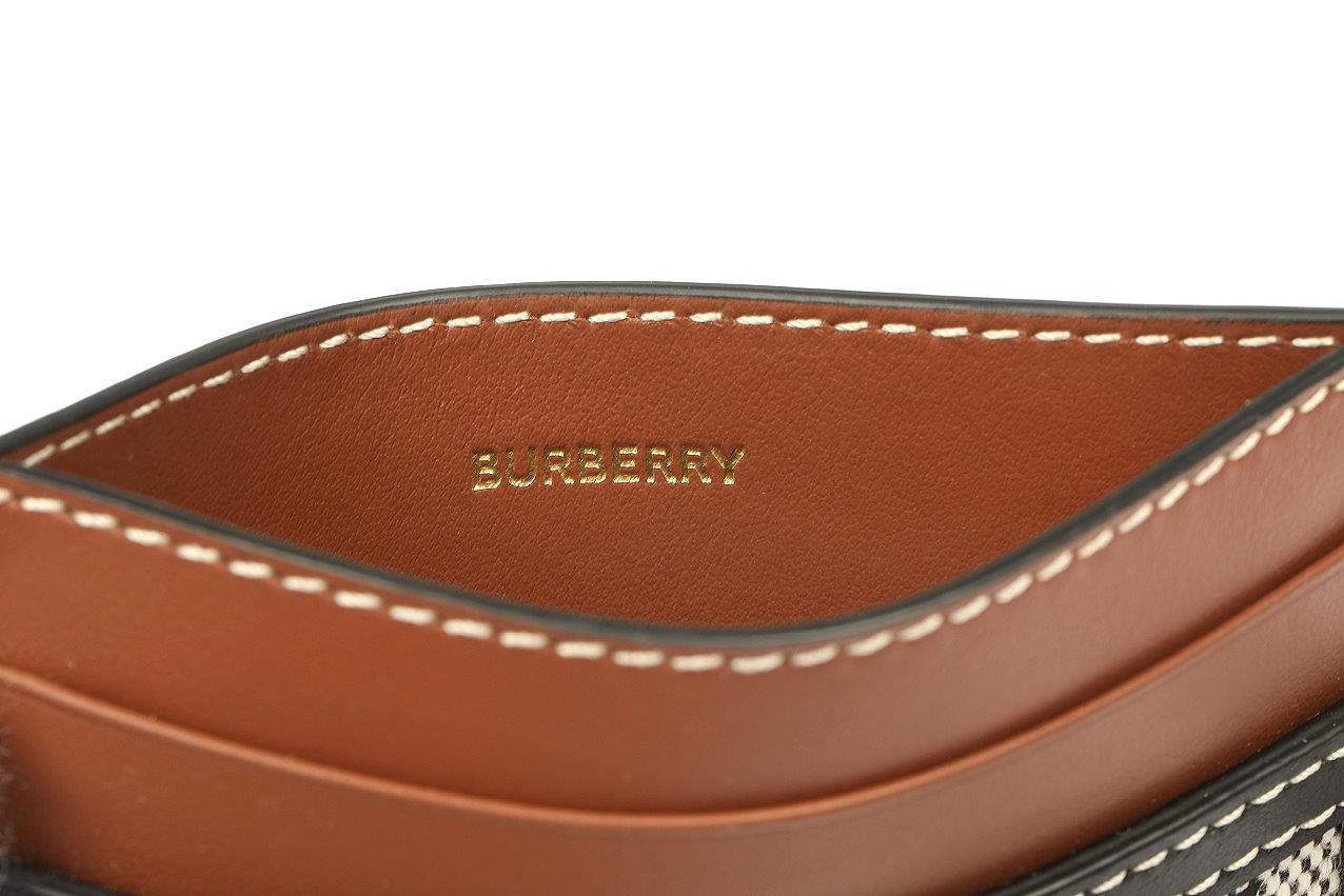 NEW BURBERRY HORSEFERRY CHECK CREDIT CARD HOLDER CASE