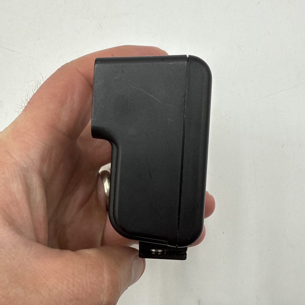 FOCAL M-200 CAMERA FLASH WITH NEW BATTERIES - TESTED EX++