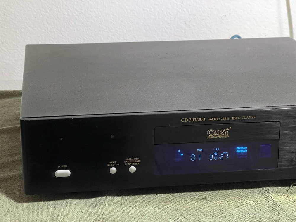 Cary Audio Design CD303/200 HDCD CD Player