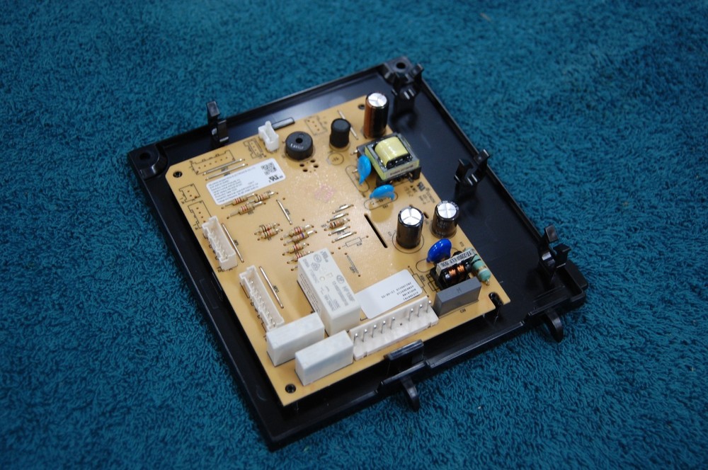 5304528864 PC BOARD